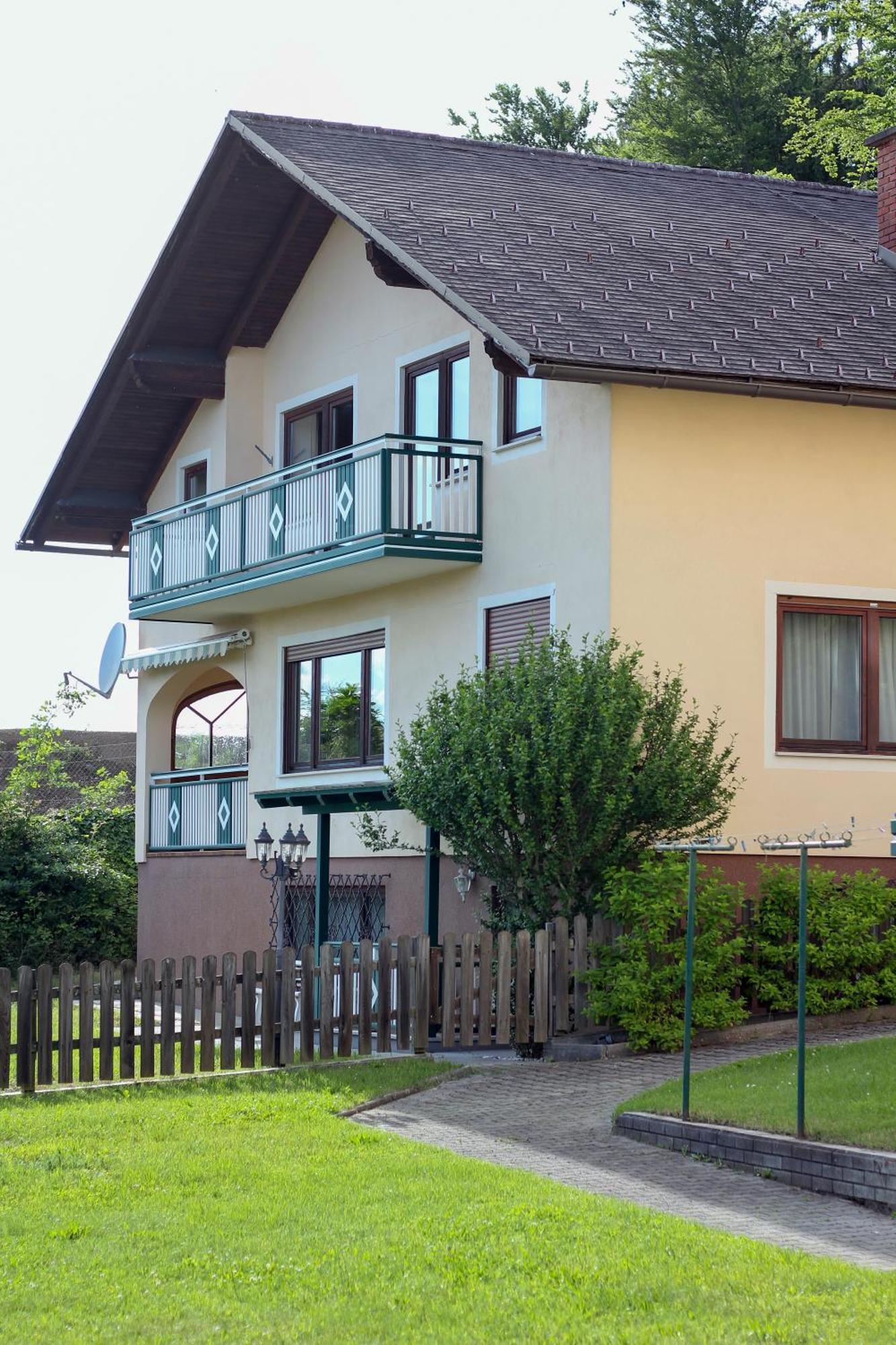 Self-Check In Apartmenthotel Seeglueck Pörtschach am Wörthersee Exterior foto