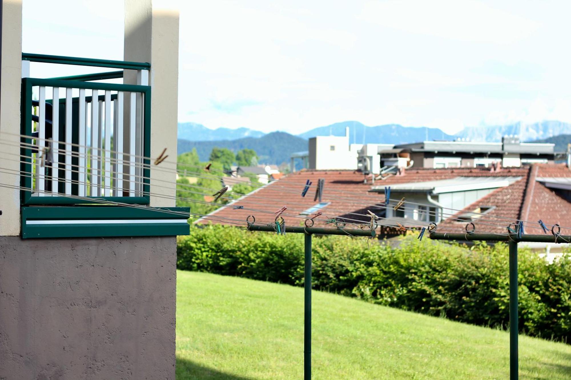 Self-Check In Apartmenthotel Seeglueck Pörtschach am Wörthersee Exterior foto